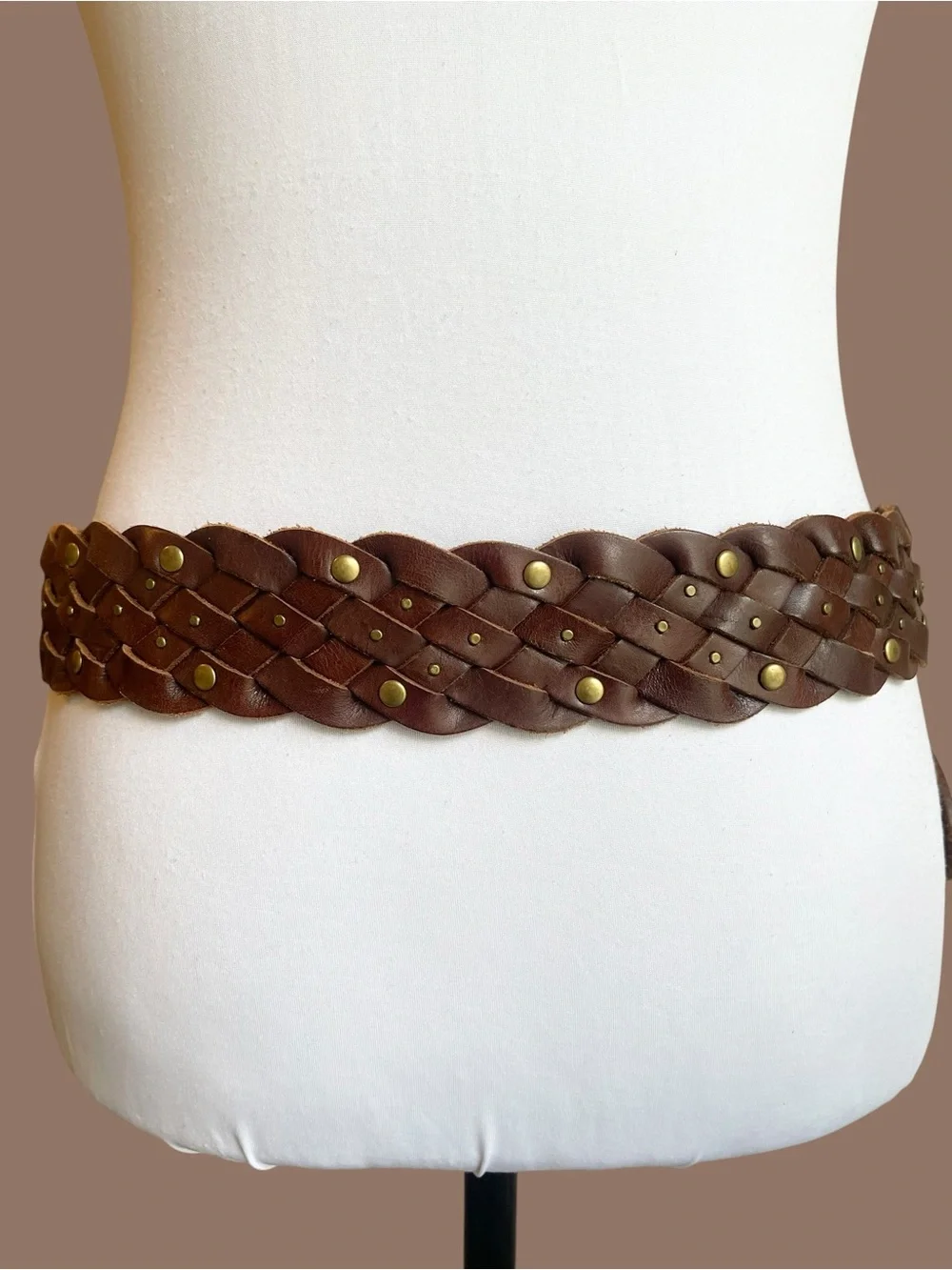 Wide Brown Braided Studded Leather Belt Circle Buckle Vintage Y2K Size L
